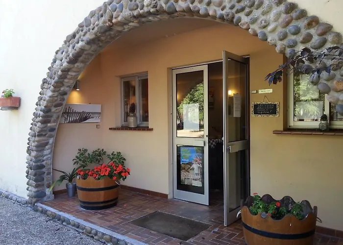 Acacias Hôtel Motel