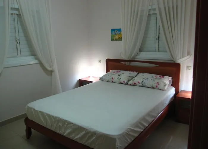 Ocean View Luxury Apartment
