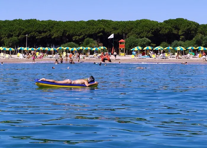 Happy Camp mobile homes in Camping Thurium Villaggio