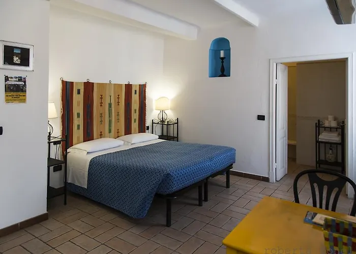 Camere Anna