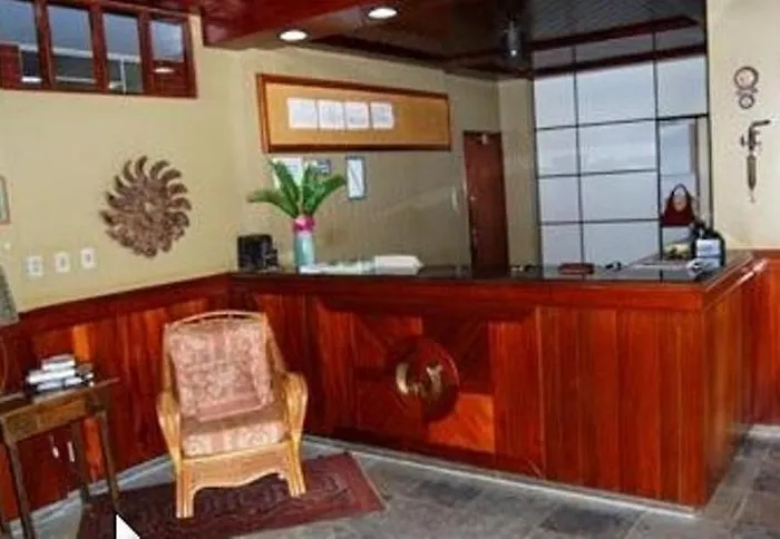 Estancia Park Hotel