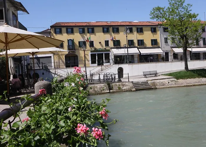 Albergo Alla Campana