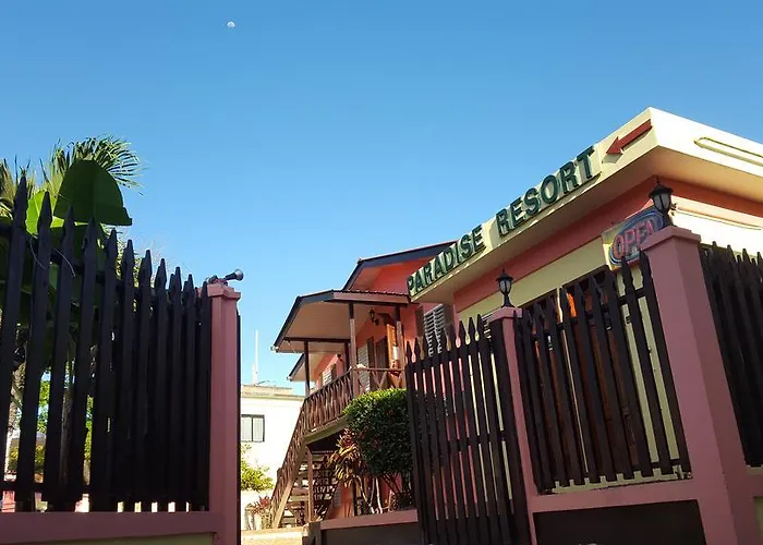 Alan'S Paradise Hotel