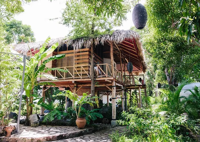 Isleta El Espino Ecolodge