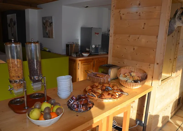 Logis Hotel Les Bruyères