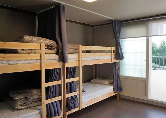 Blue Door Hostel Guesthouse