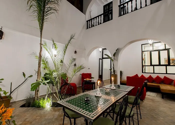 Riad Dar Awil
