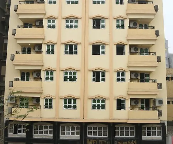 Happy City Hotel