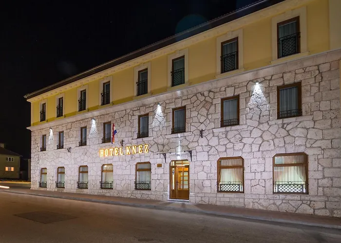 Hotel Knez