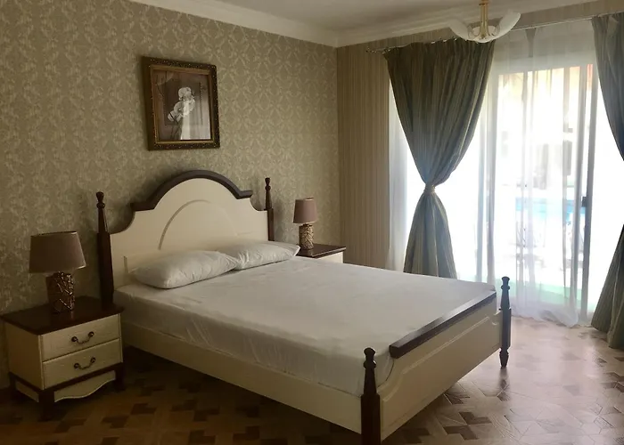 Al Khalidiah Resort