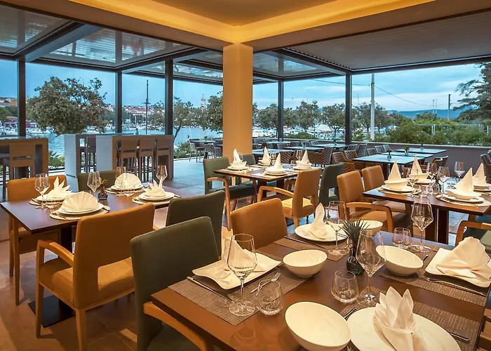 Hotel Maritime