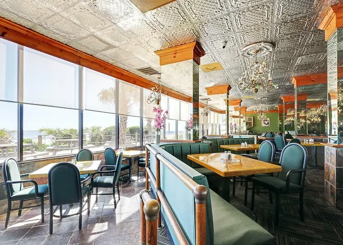 Ocean Annie'S Resorts