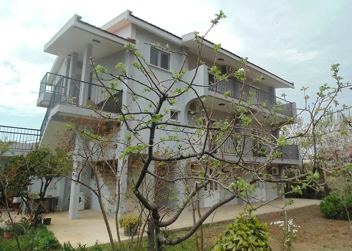 Apartments Macaso