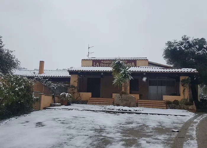 Agriturismo La Rocca Manna