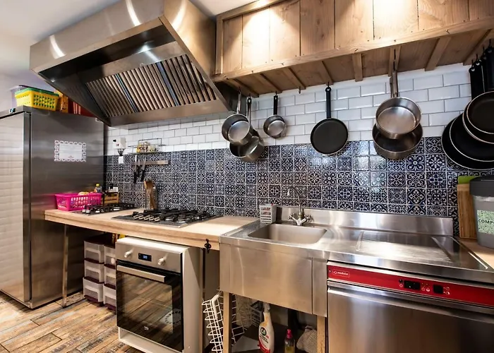 Villa Zenith Hostel-La Surf House