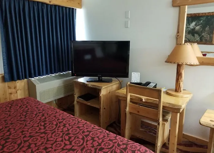 Sandpoint Inn