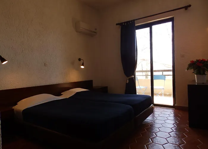 Emmanuel Apartments