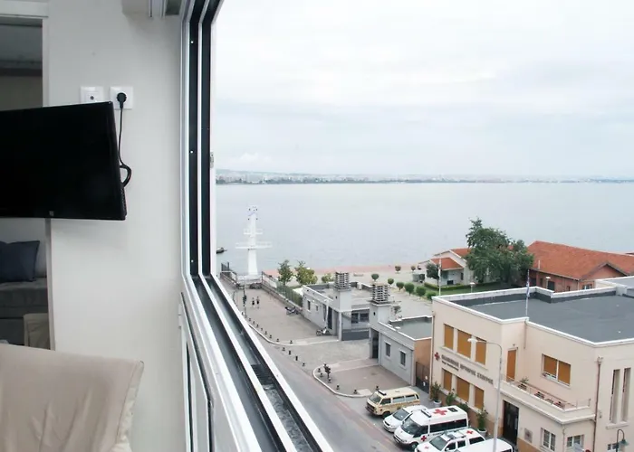 Waterfront Luxury Sea View Apartment