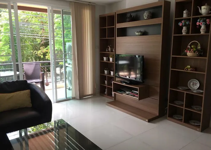 Jomtien Beach Penthouses Condo