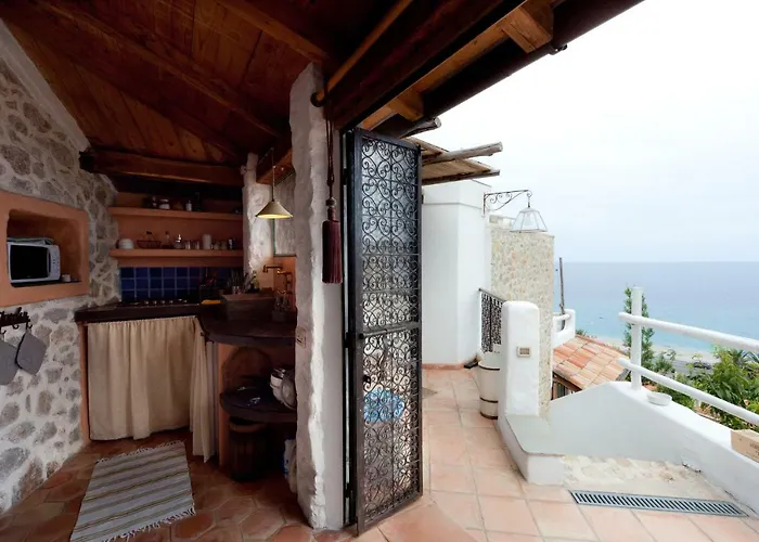 Soqquadro Art&Relax - Spotorno (SV) Sea View