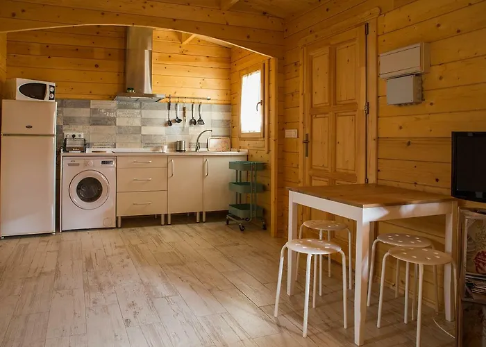 Casita de madera junto al mar