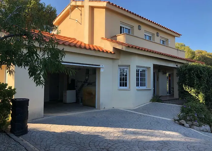 Casa Bella Vista en montaña con vistas al mar y piscina privada