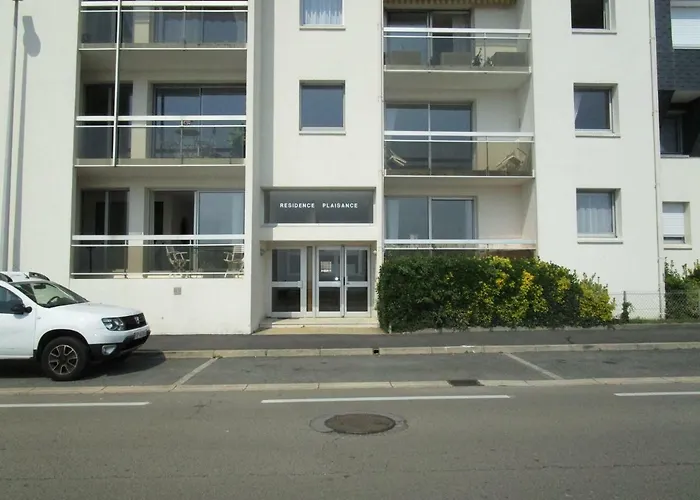 Splendide vue face à la mer avec garage