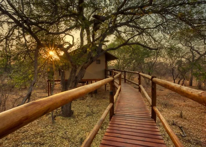 Vuyani River Lodge
