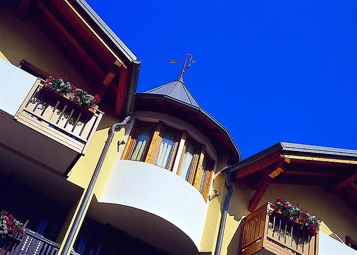 Hotel De La Ville