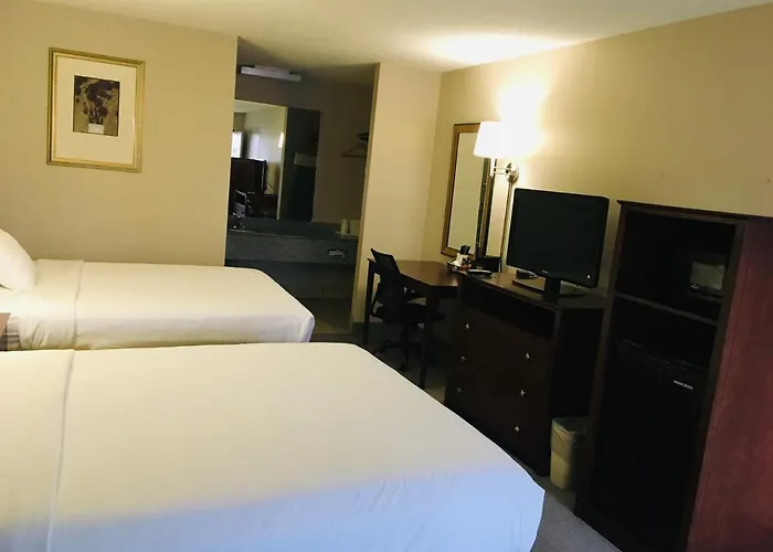 Ramada By Wyndham Batesville