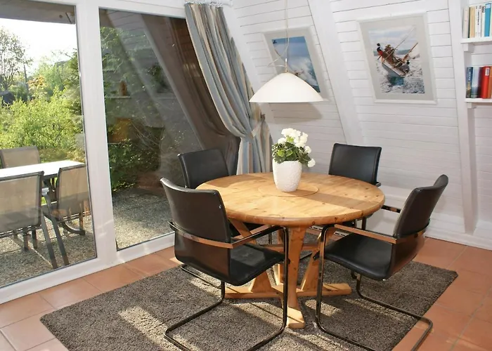 Zeltdachhaus mit TV im Schlafzimmer - strandnah und ruhig