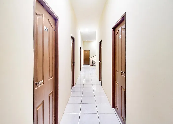 Reddoorz Near Bg Junction Surabaya
